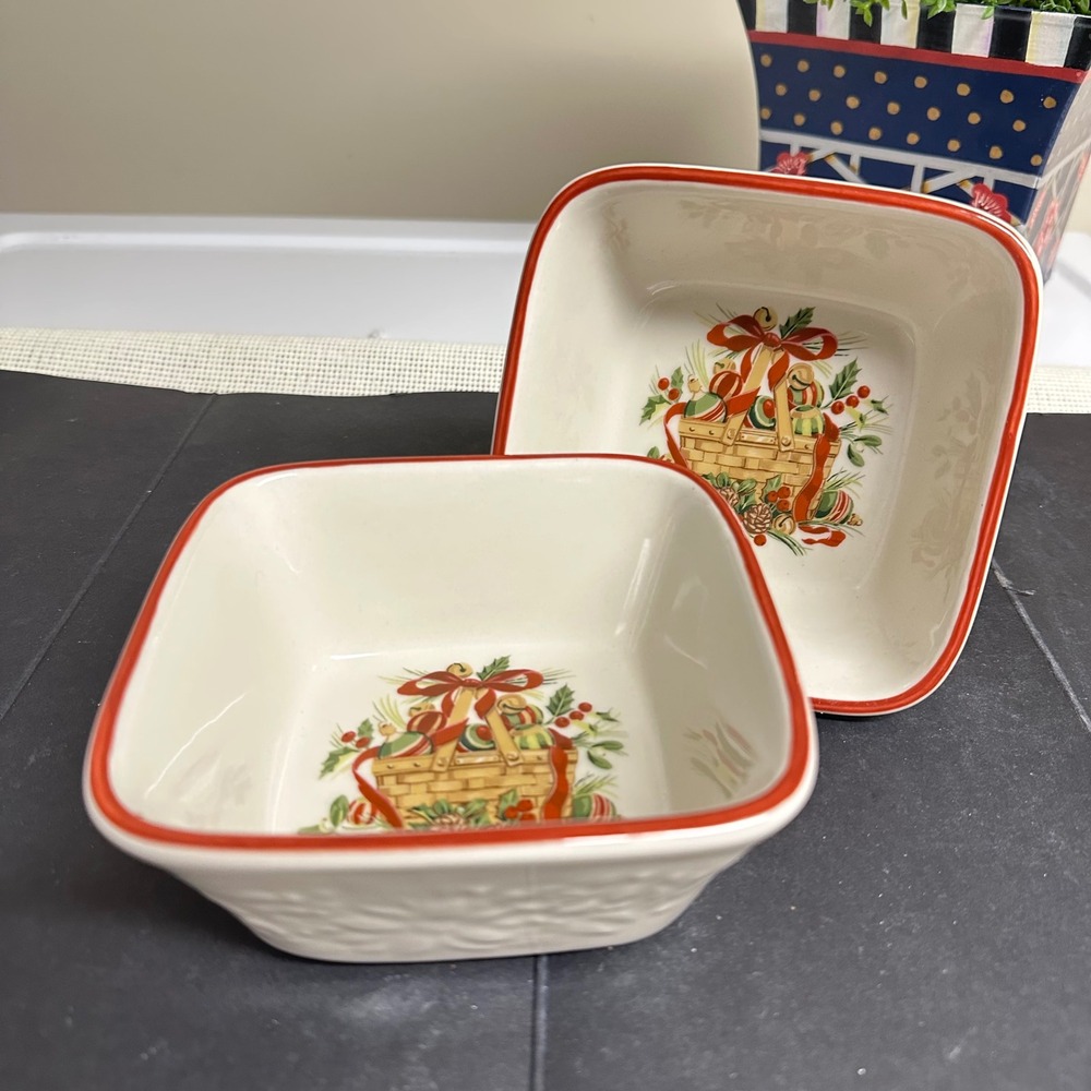 Longaberger Nature's Garland Christmas 2 Pcs Small Square Serving Bowl 5 x 5 in